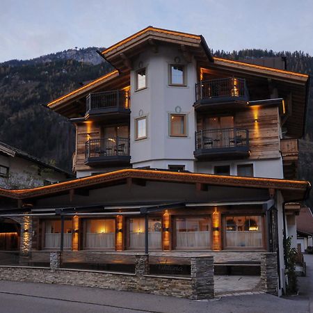 Hotel Viktoria & Landhaus Joggl Mayrhofen Exterior photo